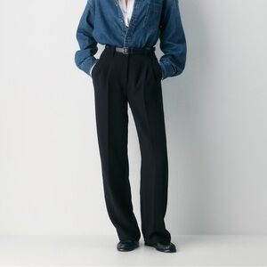 Aritzia Effortless Pant - Black